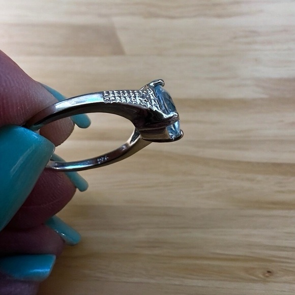 Amethyst Solid Sterling Silver Ring - Picture 5 of 13